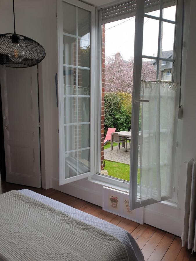 Le Bois Villa Honfleur Exteriör bild